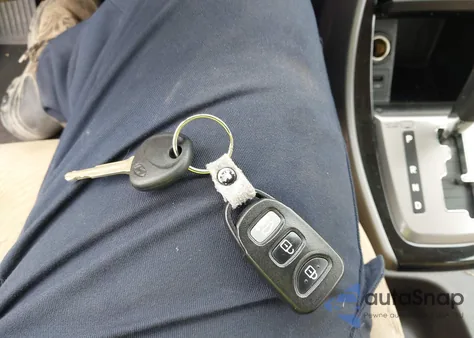 2013 Hyundai Elantra Gls from USA, damaged, VIN KMHDH4AE6DU624309